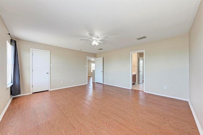 Building Photo - 289 Drystone Trail