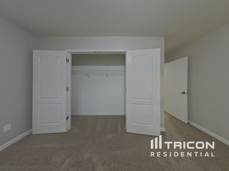 Building Photo - 5318 Artesa Ct