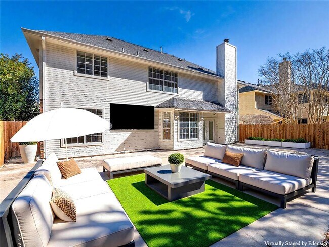 Building Photo - 7730 Lakewood Dr