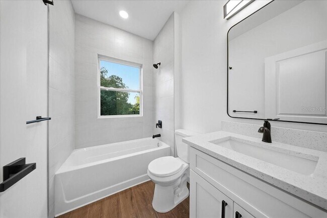 Building Photo - 6464 Ohio Rd