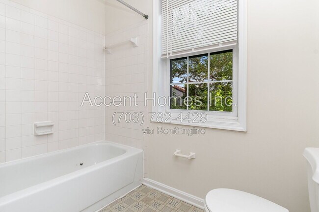 Building Photo - 5404 Barrister Pl
