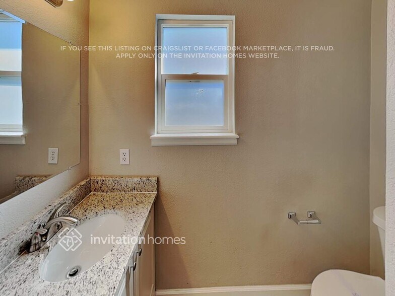 Building Photo - 13540 Garfield St