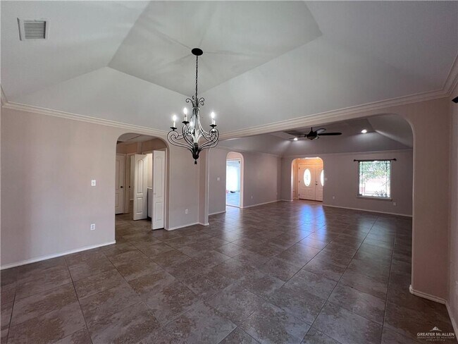 Building Photo - 31 Butkus Dr