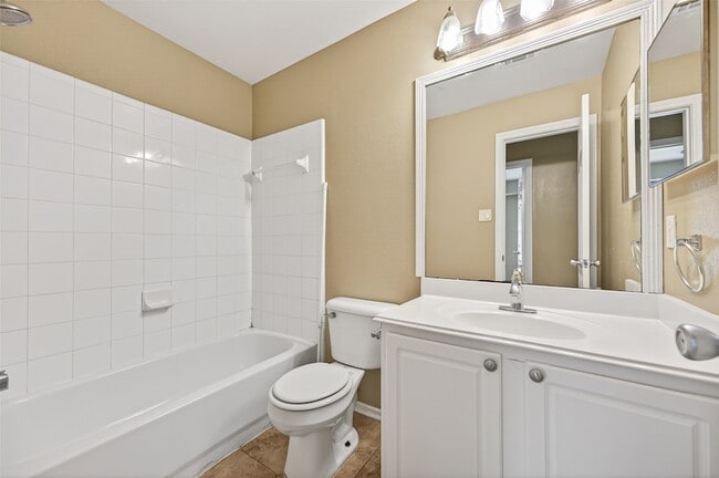 Building Photo - 54 Blue Creek Pl
