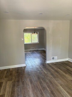 Building Photo - 930 Masefield Rd