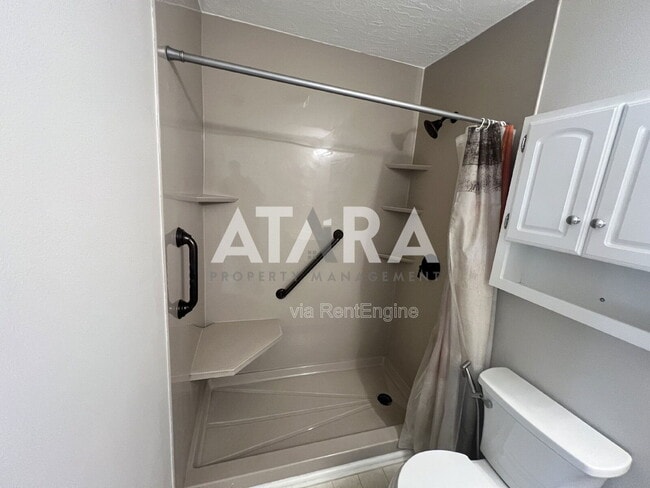 Building Photo - 254 Bliss Ct