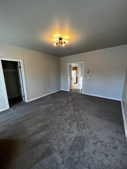 Living Room - 125 Litchfield Ave SE