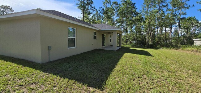 Building Photo - 217 Oak Ln Cir