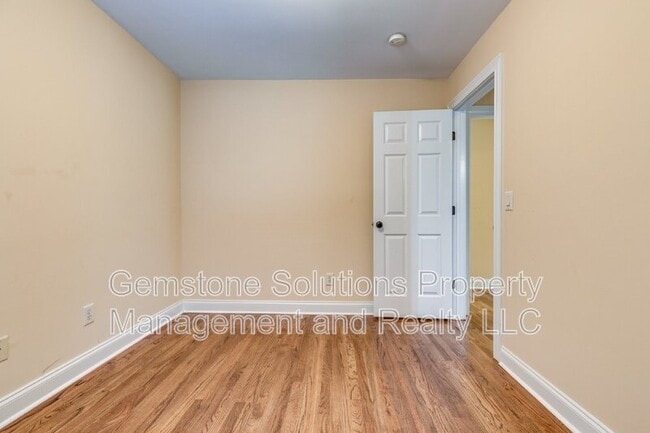 Building Photo - 3012 Americus Dr