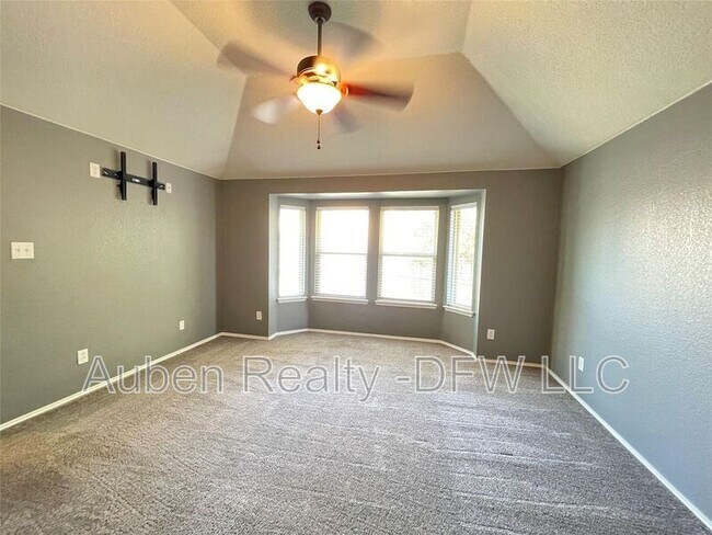Building Photo - 344 Amethyst Dr