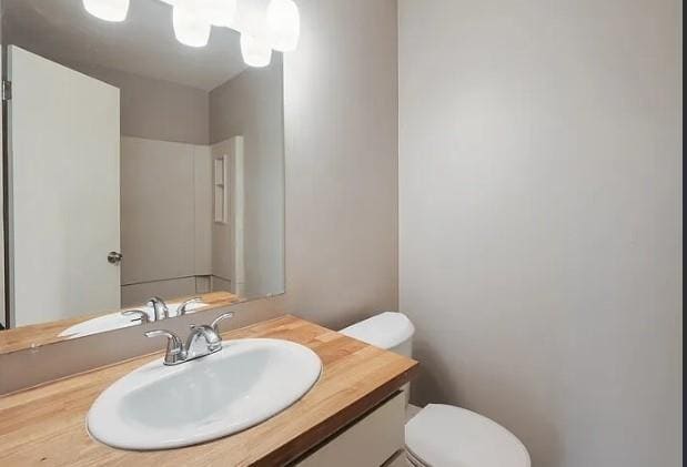 Building Photo - 411 Parkhill Cove