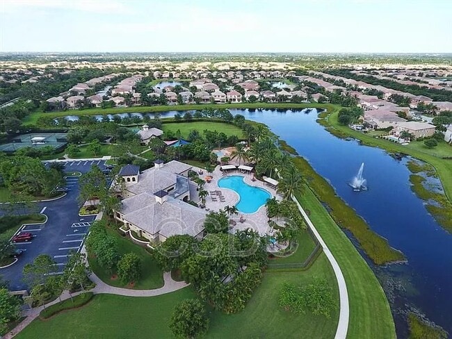 Building Photo - 8477 Breezy Hill Dr
