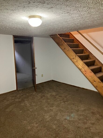 Building Photo - 5353 Shiloh Dr