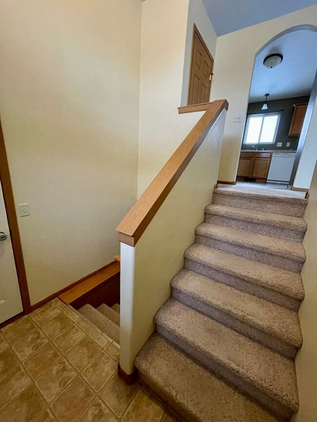 Building Photo - ~ FALL SPECIALS GALORE ~ Beautiful 3 Bedro...