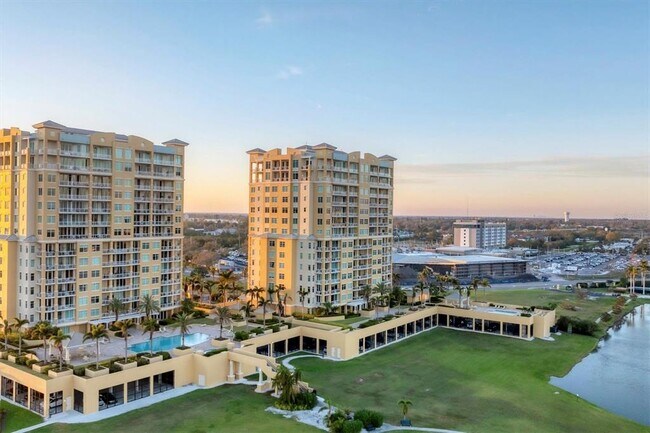 Building Photo - 130 Riviera Dunes Way
