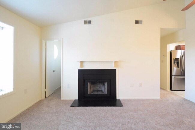 Building Photo - 7718 Lexton Pl