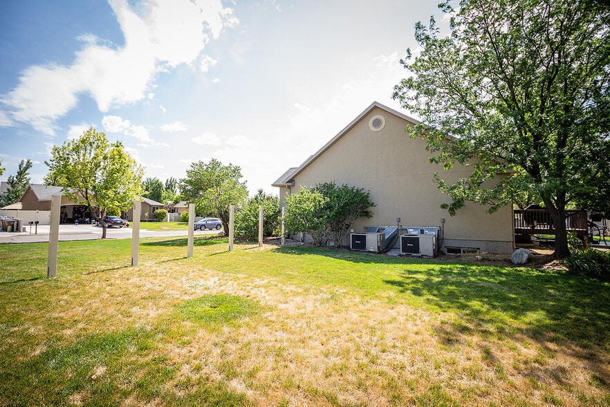 Building Photo - 352 W 13130 S