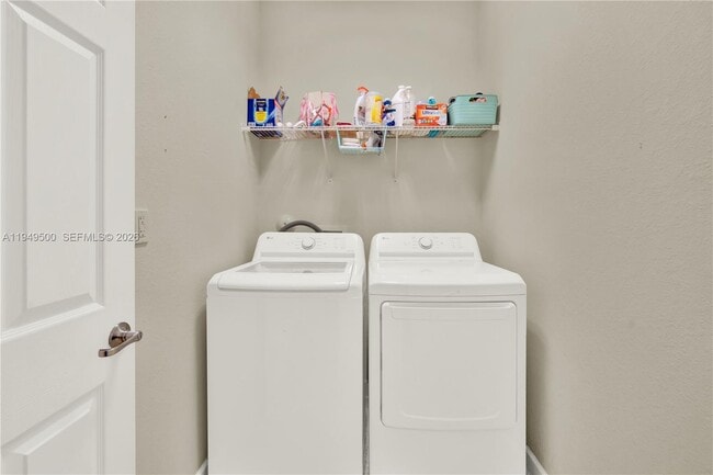 Building Photo - 9411 W 35th Ave