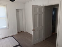 Building Photo - 9 Keyes St