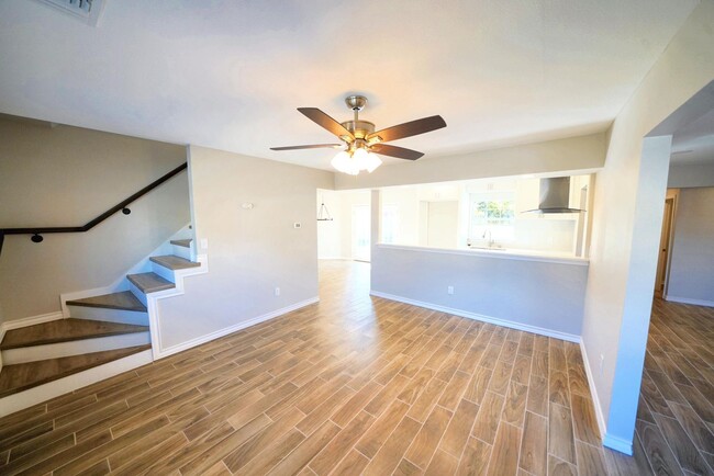 Building Photo - Beautifully Renovated 3-Bed, 2-Bath Home i...