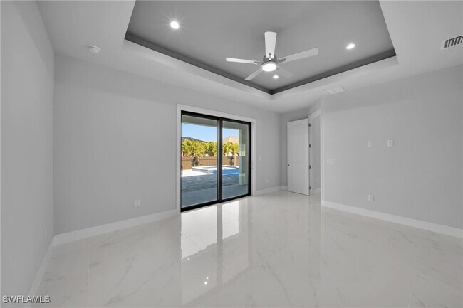 Building Photo - 436 NW 38th Ave