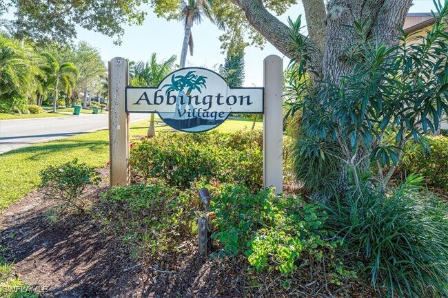 Building Photo - 244 Pebble Beach Cir
