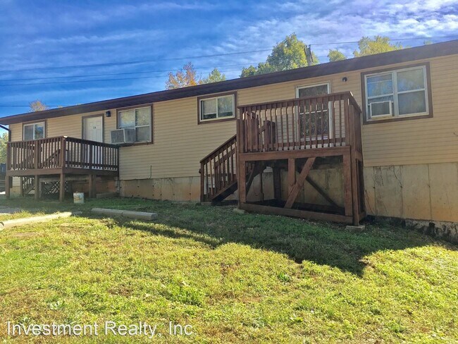 Primary Photo - 15400 Texas Rd