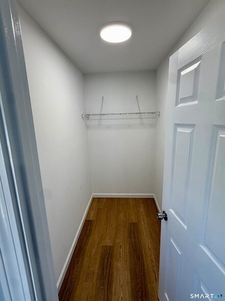Building Photo - 205 Shaw St