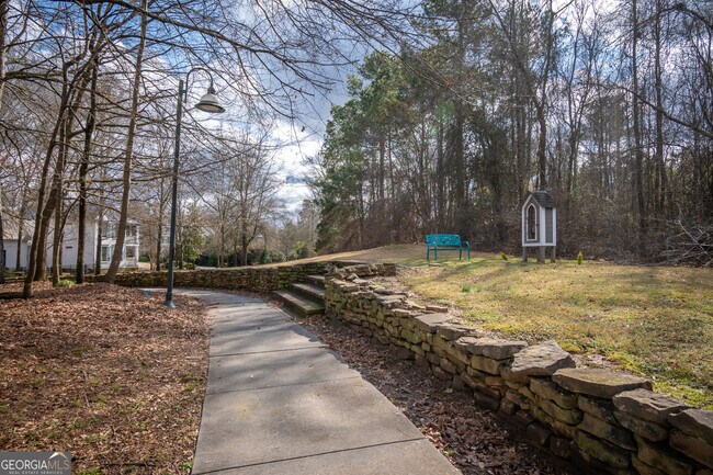 Building Photo - 83 Charter Oak Dr