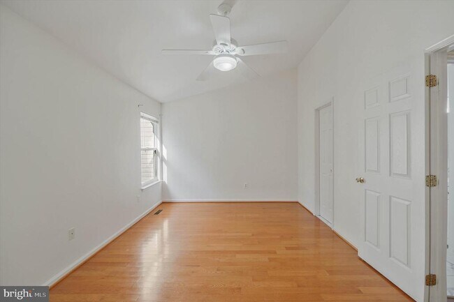 Building Photo - 14844 Edman Cir