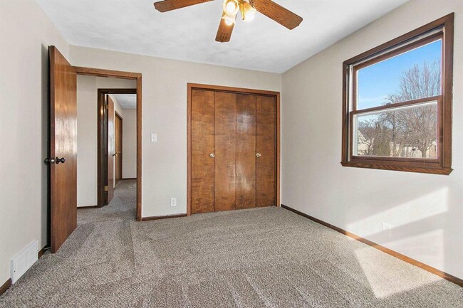 Building Photo - 1730 S Madison St