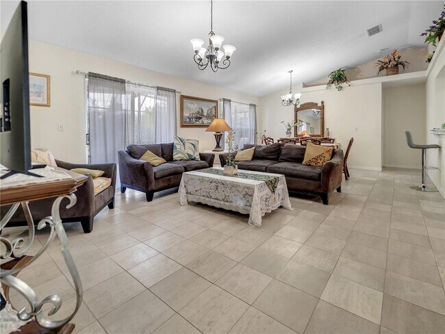 Building Photo - 15405 Margaux Dr