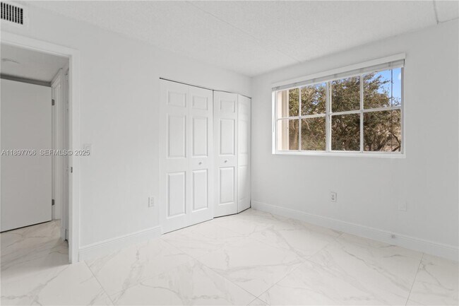 Building Photo - 6065 NW 186th St