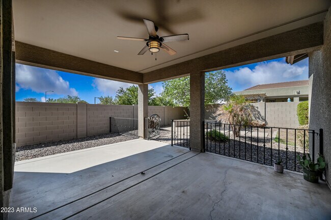 Building Photo - 11502 E Sable Ave