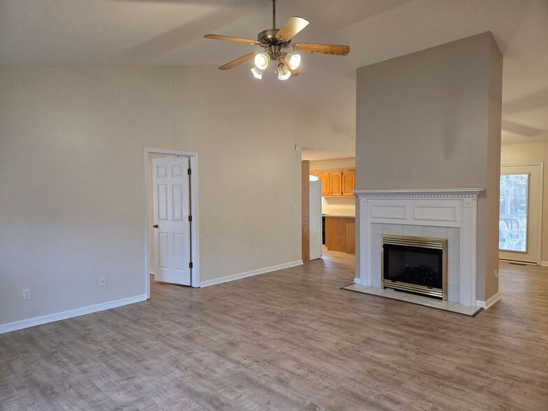 Building Photo - 39 Calloway Dr