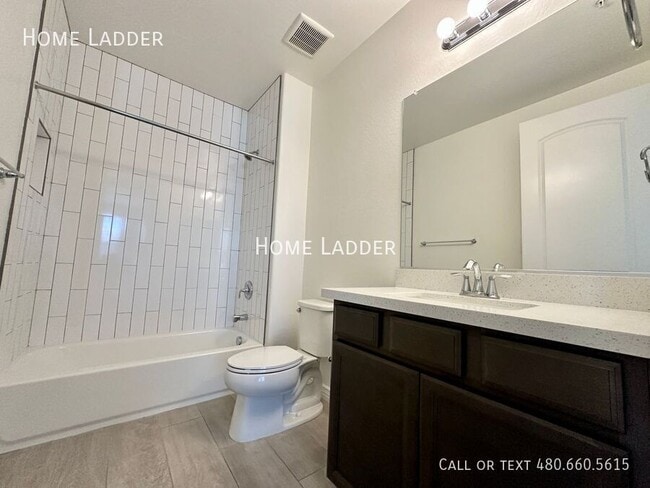 Building Photo - 5100 E Rancho Paloma Dr