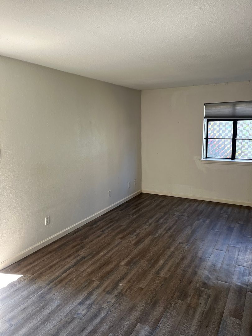 Building Photo - 5616 Emerald Forest Dr