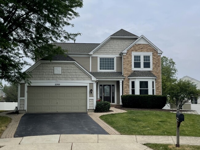 Building Photo - 2205 Clipper Ct