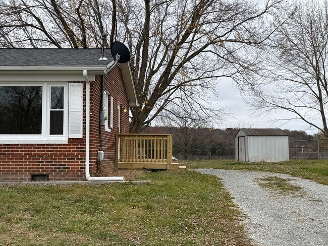 Building Photo - Dublin 3BR / 1BA, Available Now