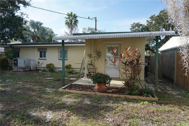 Building Photo - 9101 3rd St N