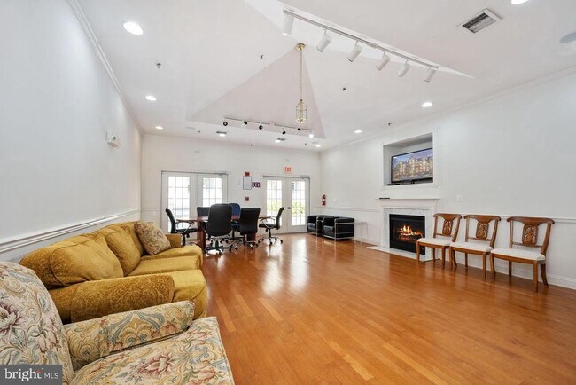 Building Photo - 2711 Bellforest Ct