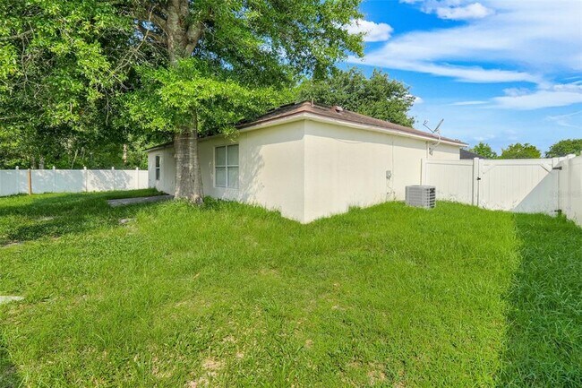 Building Photo - 810 Valnera Ct