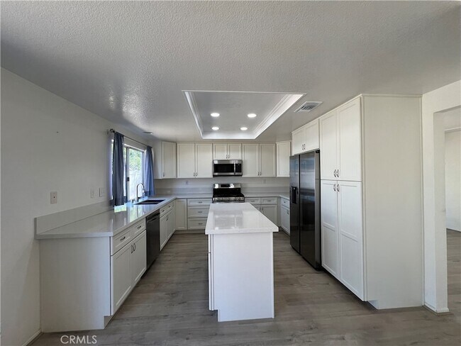 Building Photo - 9251 Middlefield Dr
