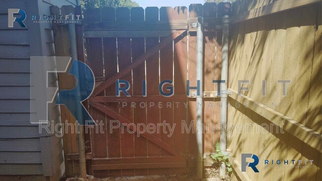 Building Photo - 7832 Portman Ave