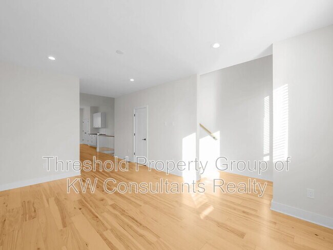 Building Photo - 1159 N 4th St