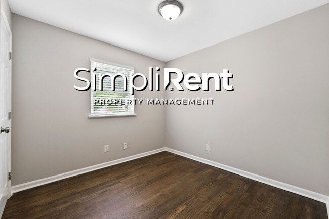 Building Photo - JUST REDUCED *ALL ELECTRIC* Ranch in River...