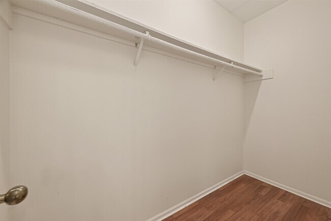 Building Photo - 2211 S Braeswood Blvd