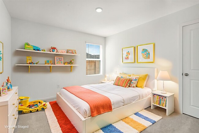 Building Photo - 6315 Linden Leaf Dr