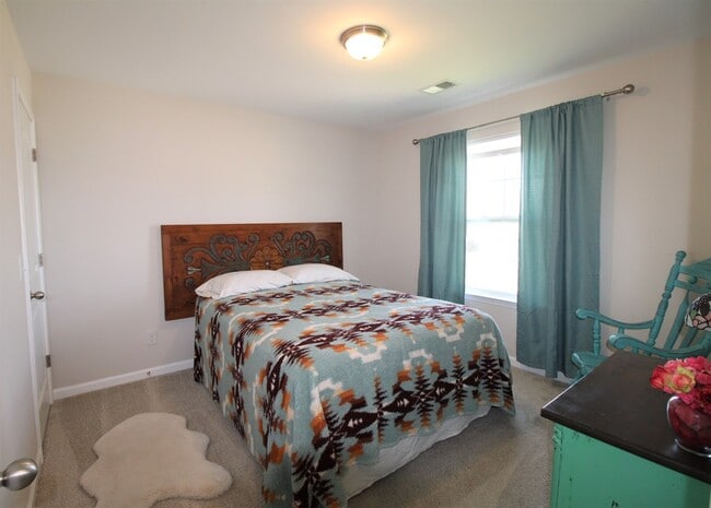 Building Photo - 175 Whitetail Cir