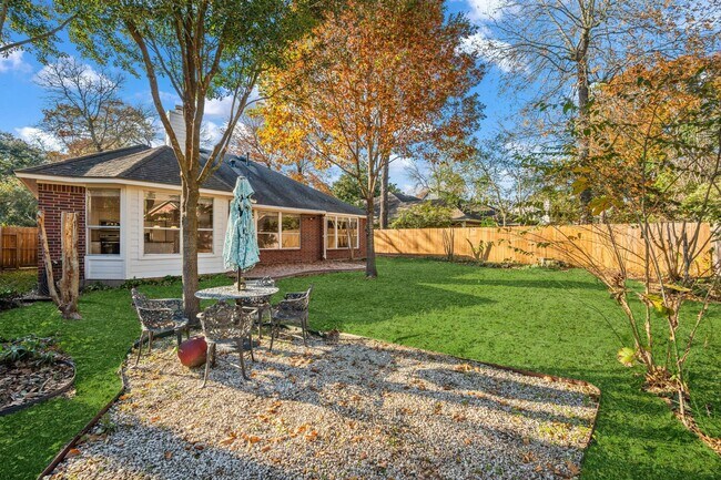 Building Photo - 20814 Lake Park Trail